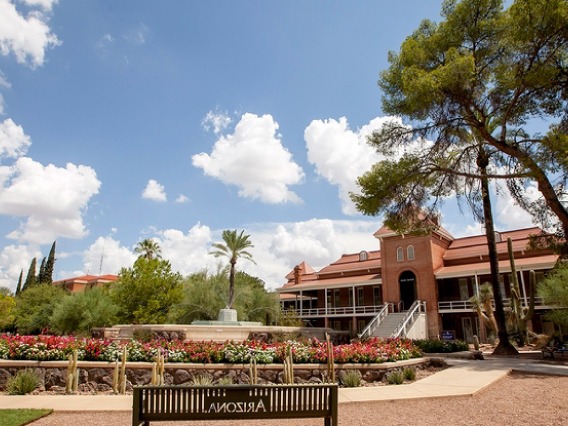 Image of Old Main at the University of Arizona
